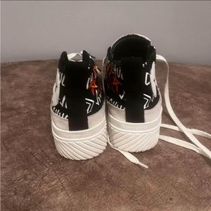 Converse high tops, Not chuck